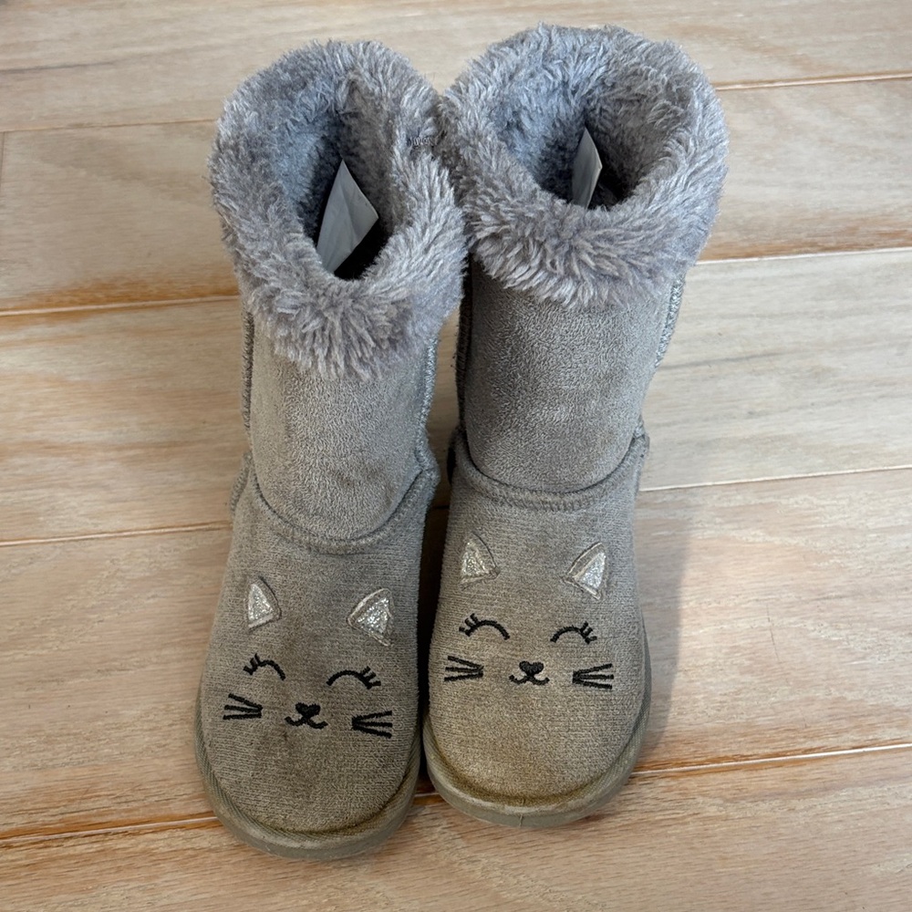 Gray Cat Face Furry Boots